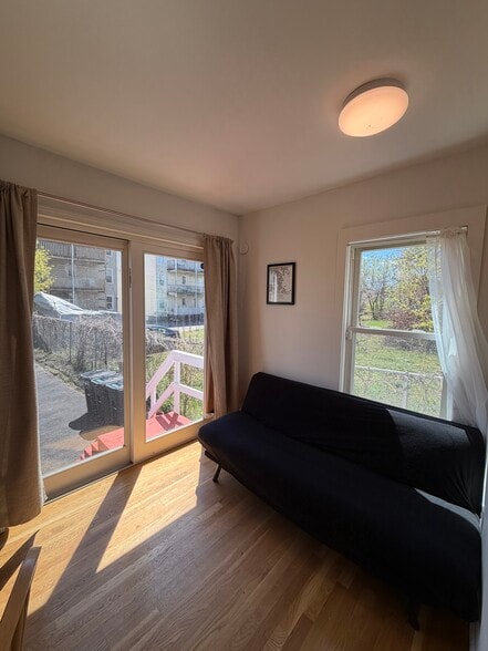 Shared Spaces - 104R Homes Ave