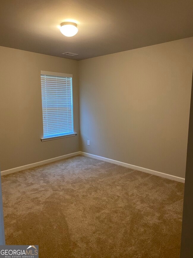 Building Photo - 216 Finley Dr