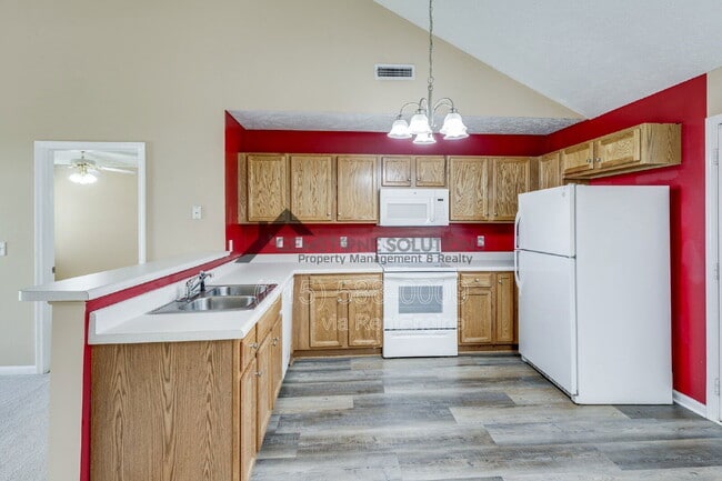 Building Photo - 1418 Owasa Trail