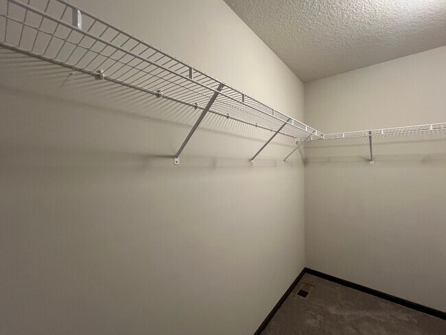 Building Photo - 7110 Calumet Ct