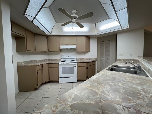 Building Photo - $1,695 ** ANNUAL ** Available 5/1/26 - Newly Renovated ** 3/2 Single Family Home (Deep Creek)