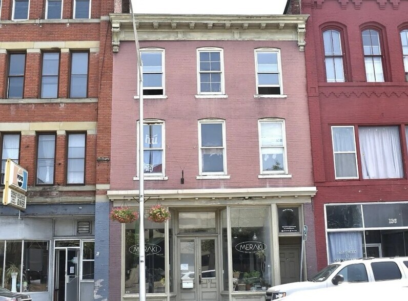 Primary Photo - 138 Court St