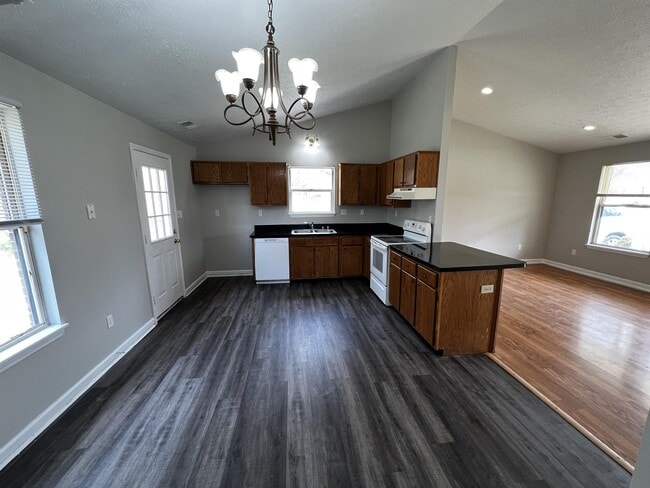 Building Photo - 9408 Pirouette Ave