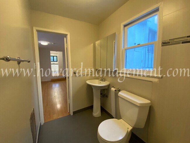 Building Photo - 02025FO