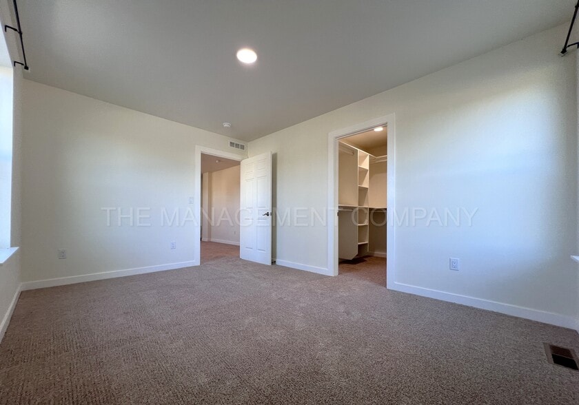 Building Photo - 3536 N 2300 E