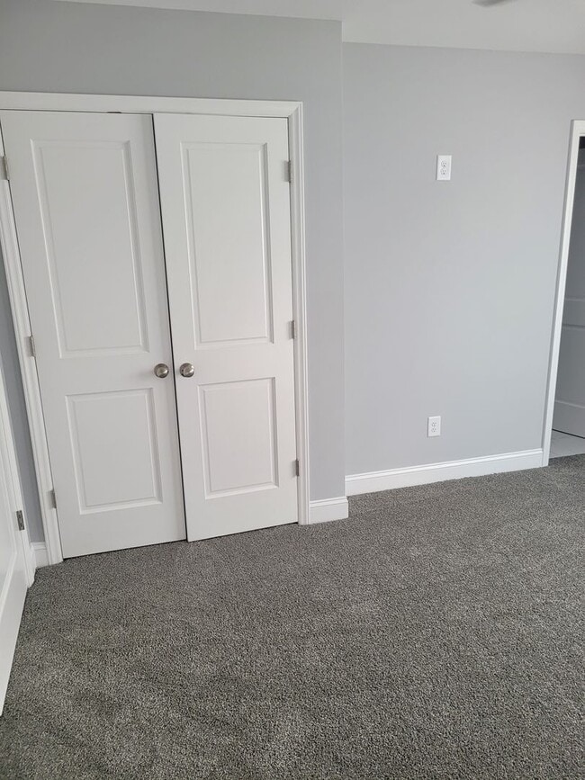 Building Photo - 506 Watauga Ave