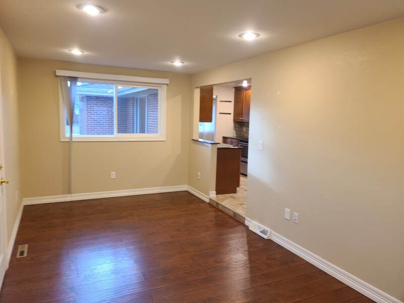 Building Photo - 6110 Everett St