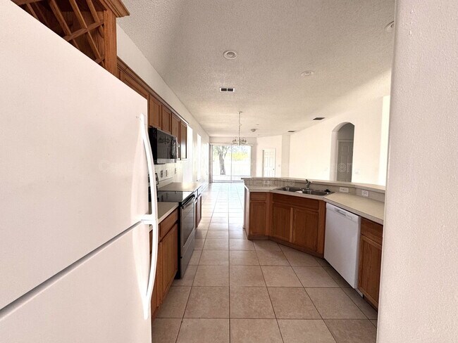 Building Photo - 14460 Huntcliff Park Way