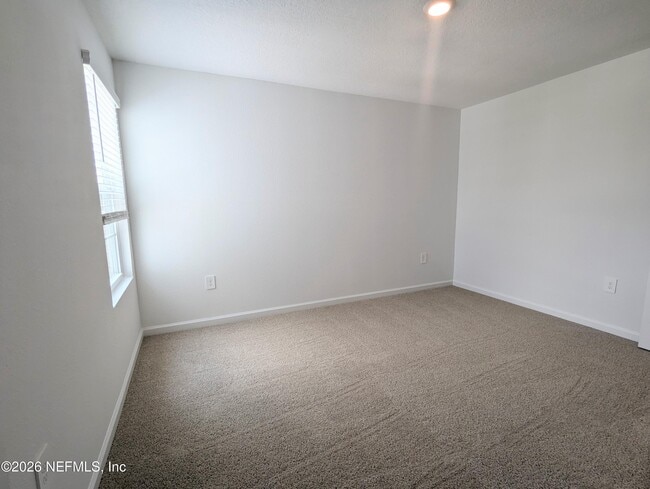 Building Photo - 213 Tidal Bch Ave