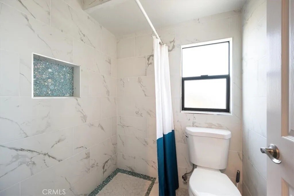 Building Photo - 1084 Baden Ave