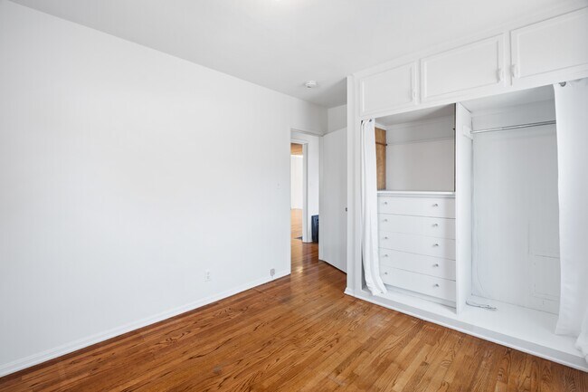 Building Photo - 5342 Emporia Ave