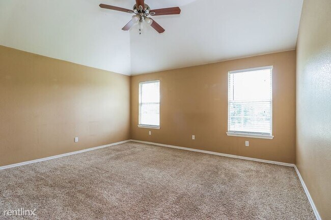 Building Photo - 3 br, 2 bath House - 2725 Tioga Circle