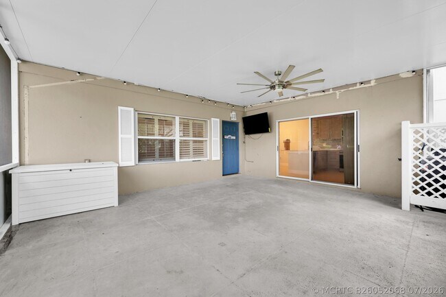 Building Photo - 3513 SW Sunset Trace Cir