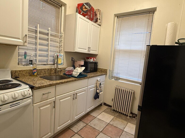 Building Photo - 262 Shawmut Ave