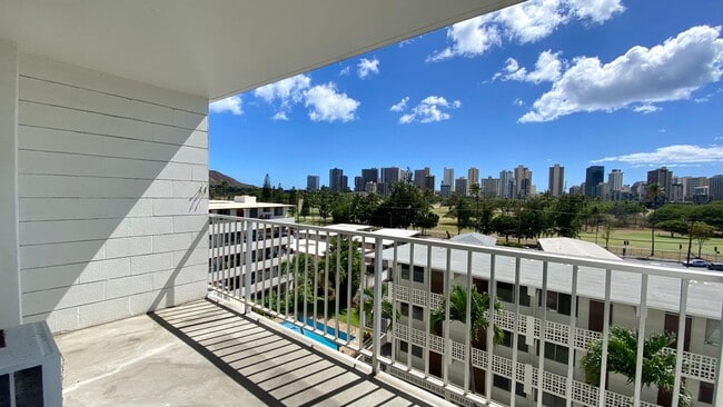 Building Photo - Views of Waikiki & Diamond Head - 1 Bed/1 ...