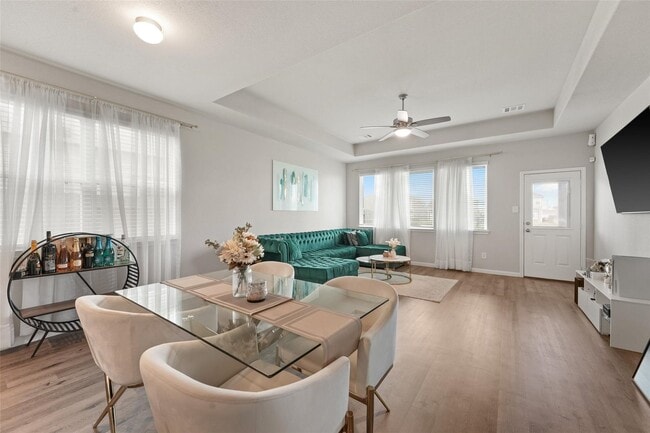 Building Photo - 24914 Adami Veduta Ct