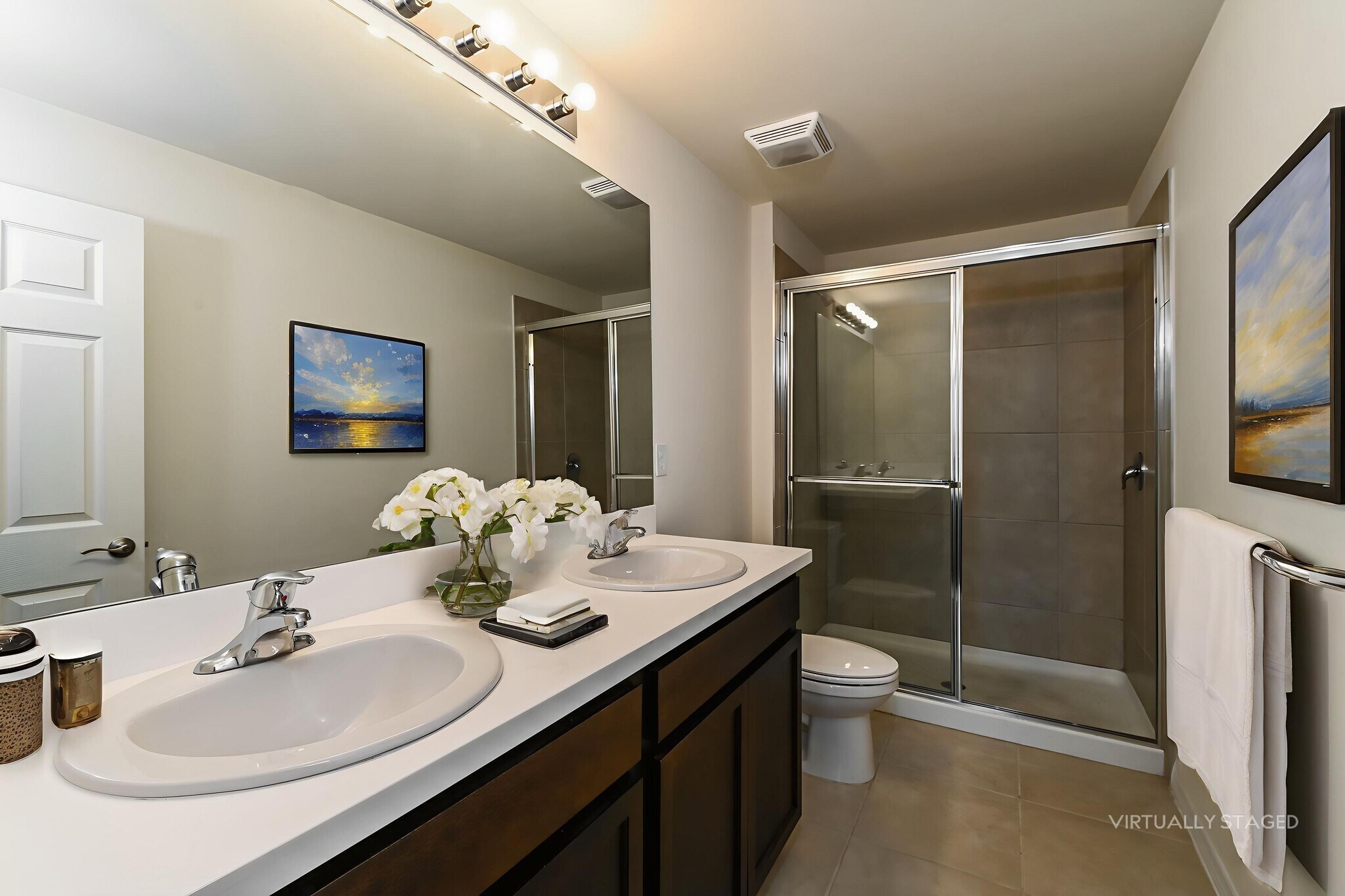 Building Photo - 15021 Wildflower Cir