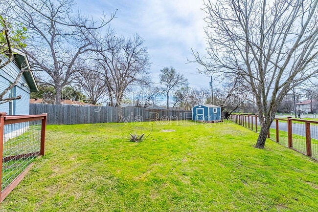 Building Photo - 5109 Overbrook Dr