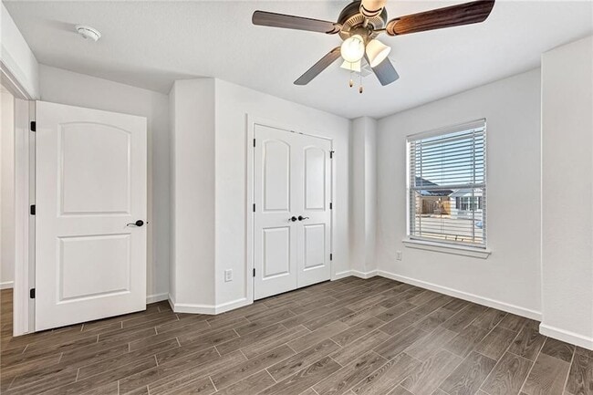 Building Photo - 266 S Coventry