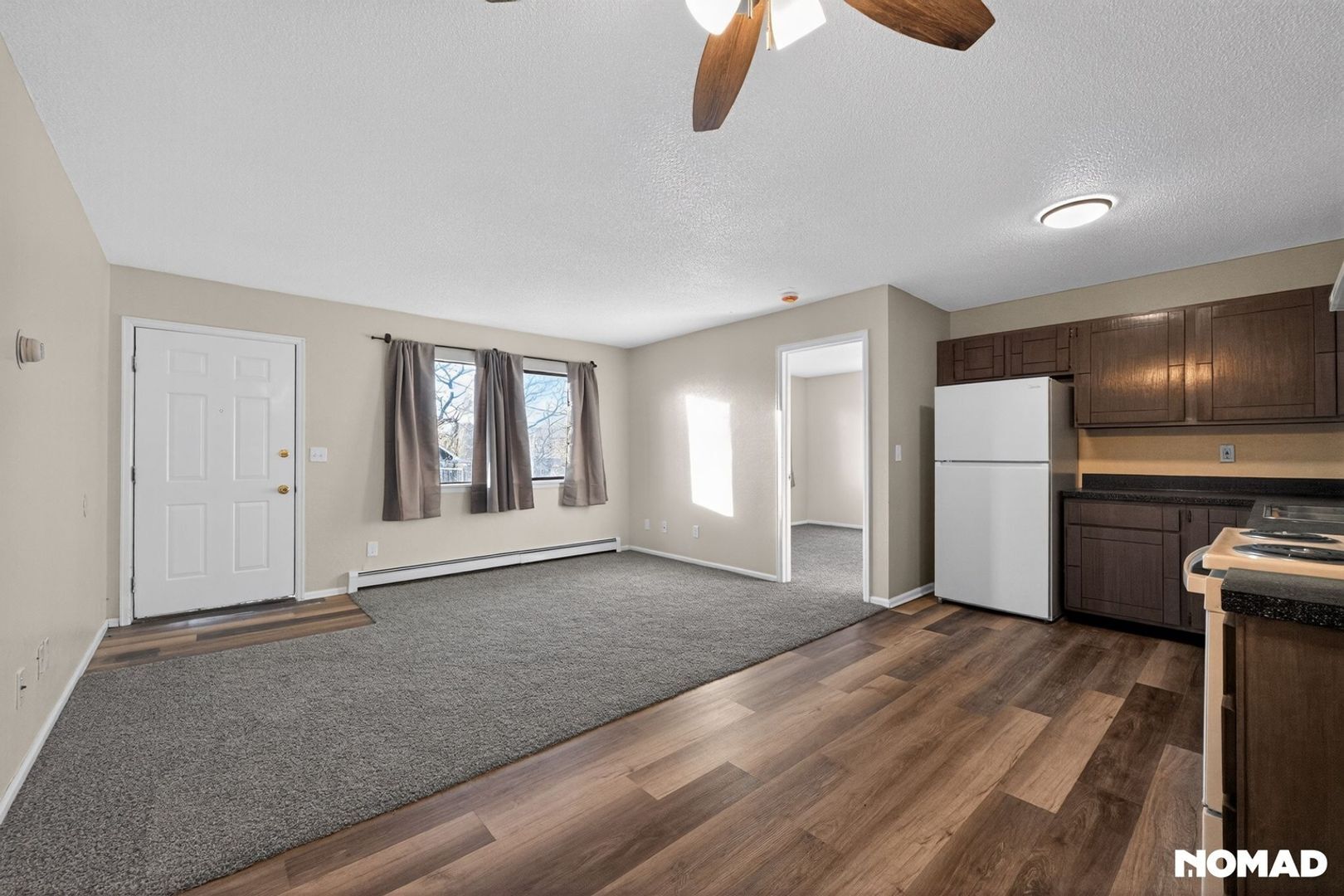 Building Photo - 820 Stone Mountain Ct