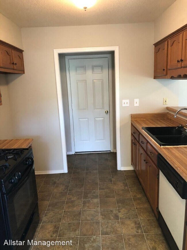 Building Photo - 3 br, 2 bath House - 3485 Lakehurst Drive