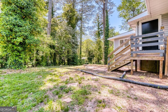 Building Photo - 1340 Pineglen Dr