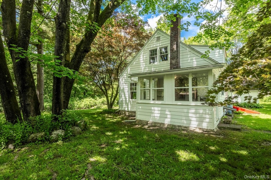 Building Photo - 6232 NY-82