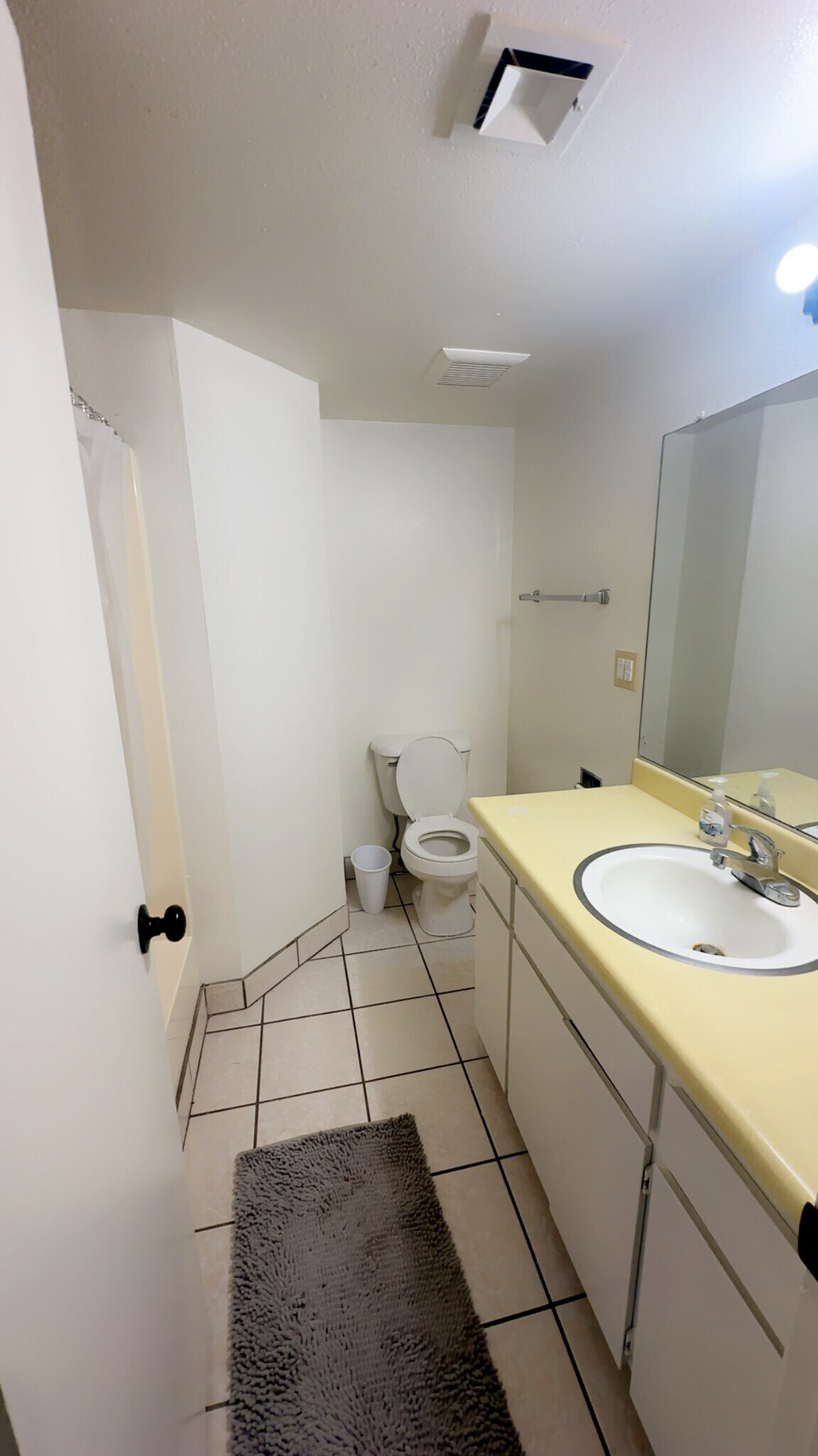 Building Photo - 3181 Kearsage Dr