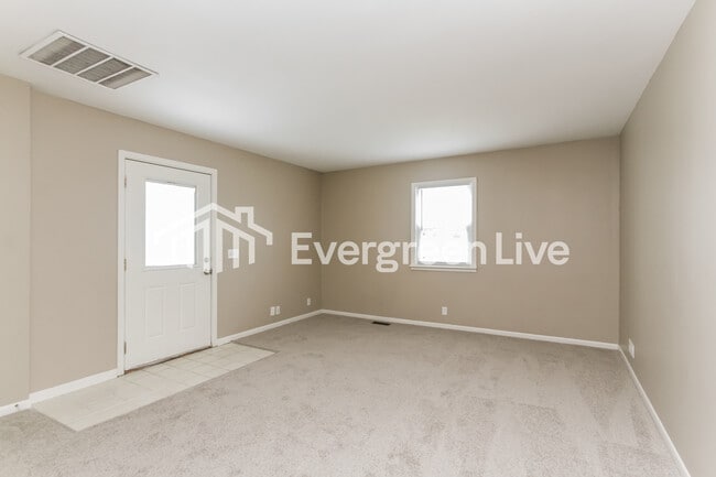 Building Photo - 225 Burke Ave