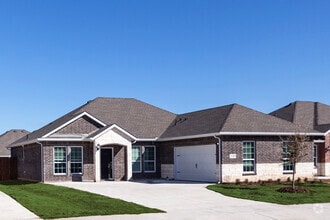 Building Photo - 2108 Nutmeg Wy