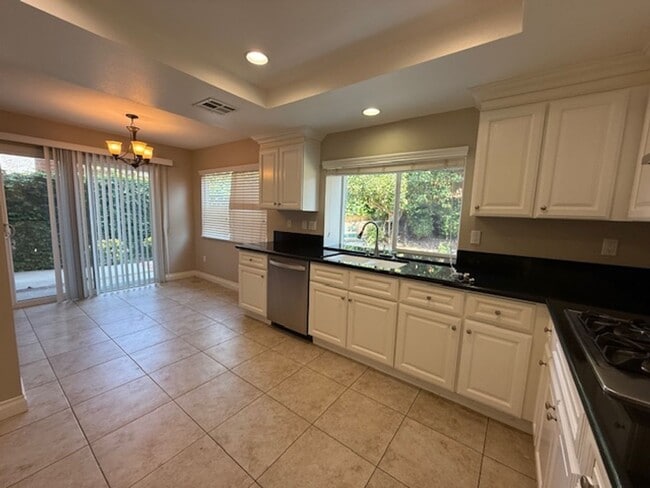 Building Photo - White Picket Fence Home in Irvine