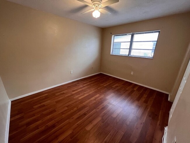 Building Photo - 3/2 Single Family Home in Miramar- Ready f...