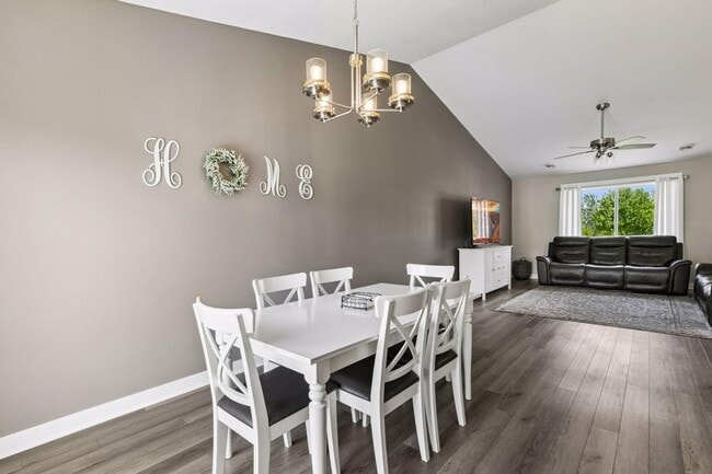 Building Photo - 3 Bedroom 2 Bath Luxury Home in Montgomery