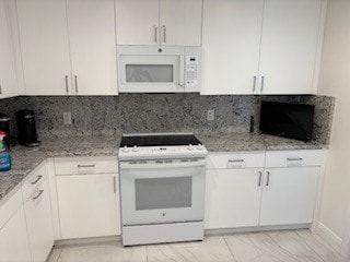 Kitchen1 - 100 Worth Ave