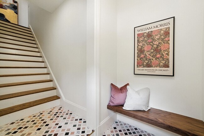 Building Photo - 197 Winchester St