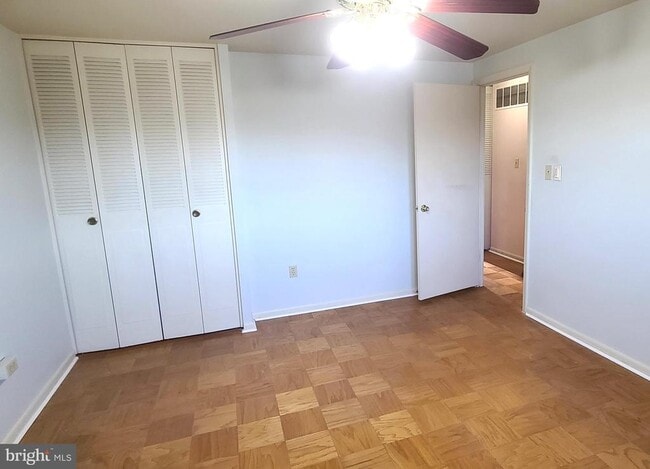 Building Photo - 934 Regina Dr