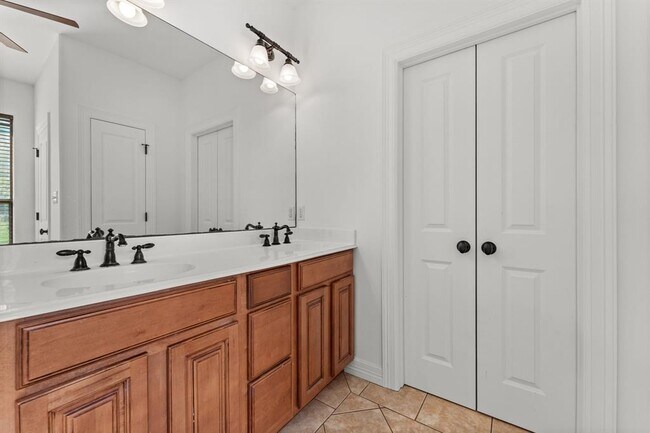 Building Photo - 14000 Saskatchewan Dr