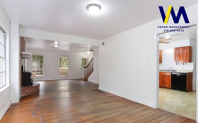 Building Photo - 17685 Morningside Dr