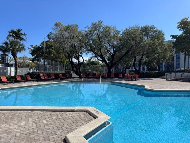 Building Photo - 1470 NE 123rd St