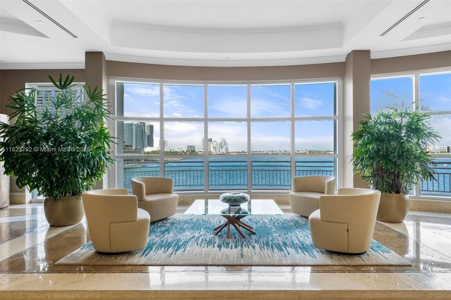 Building Photo - 848 Brickell Key Dr