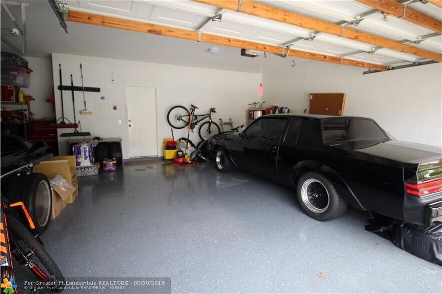 Building Photo - 11126 Harbour Springs Cir