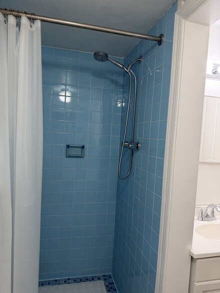 Building Photo - 3113 38th St NW