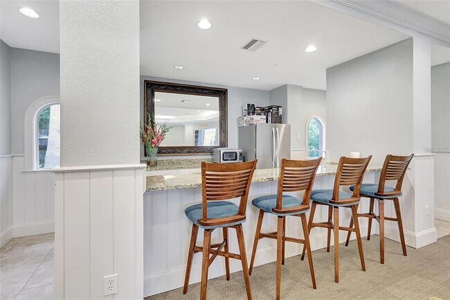 Building Photo - 5500 Bentgrass Dr