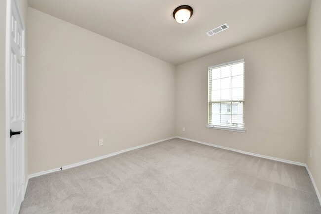 Building Photo - 10325 Harmon Smith Dr.