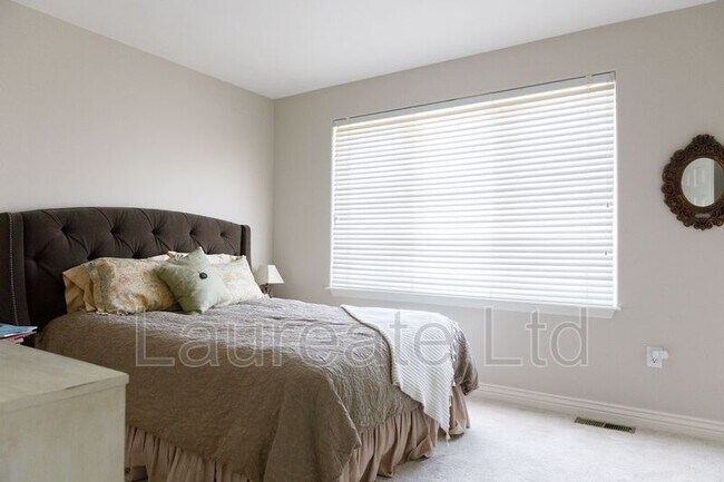 Building Photo - 2767 W Riverwalk Cir