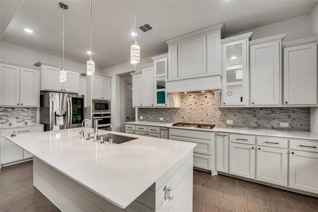 Building Photo - 13001 Cabana Dr