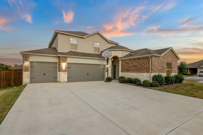 Building Photo - 1428 Chad Dr