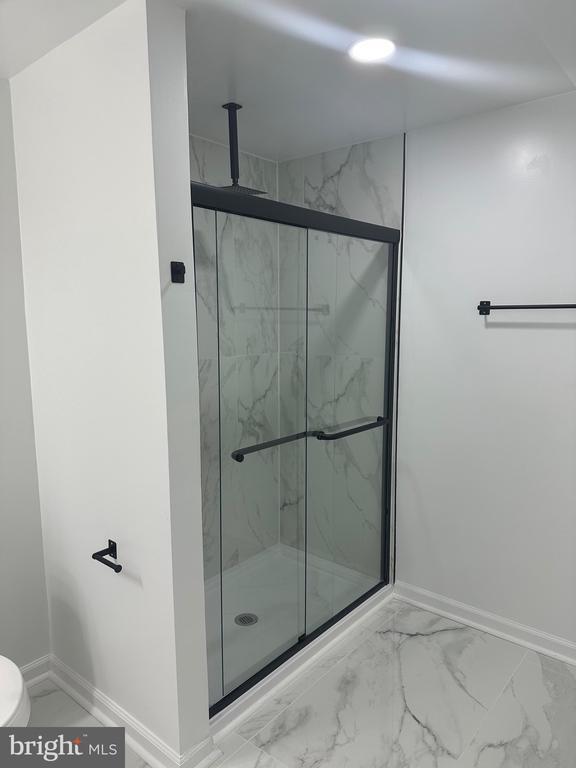 Building Photo - 5 Jonquil Pl