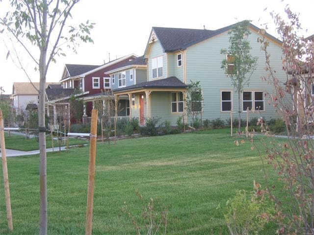 Building Photo - 2 bedroom plus loft single family home in Central Park!