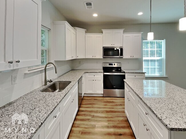 Building Photo - 134 Lauren Ct